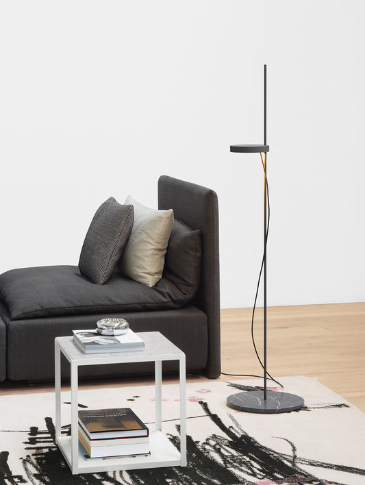 LT06 Palo Floor Light