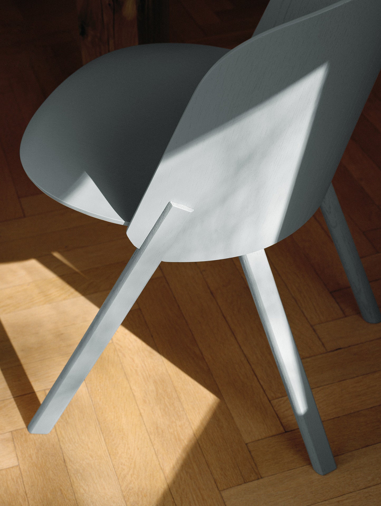 This Side Chair by e15