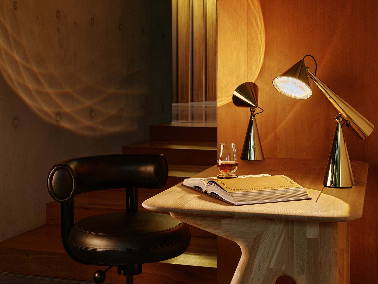 Slab Desk by Tom Dixon - Natural Oak