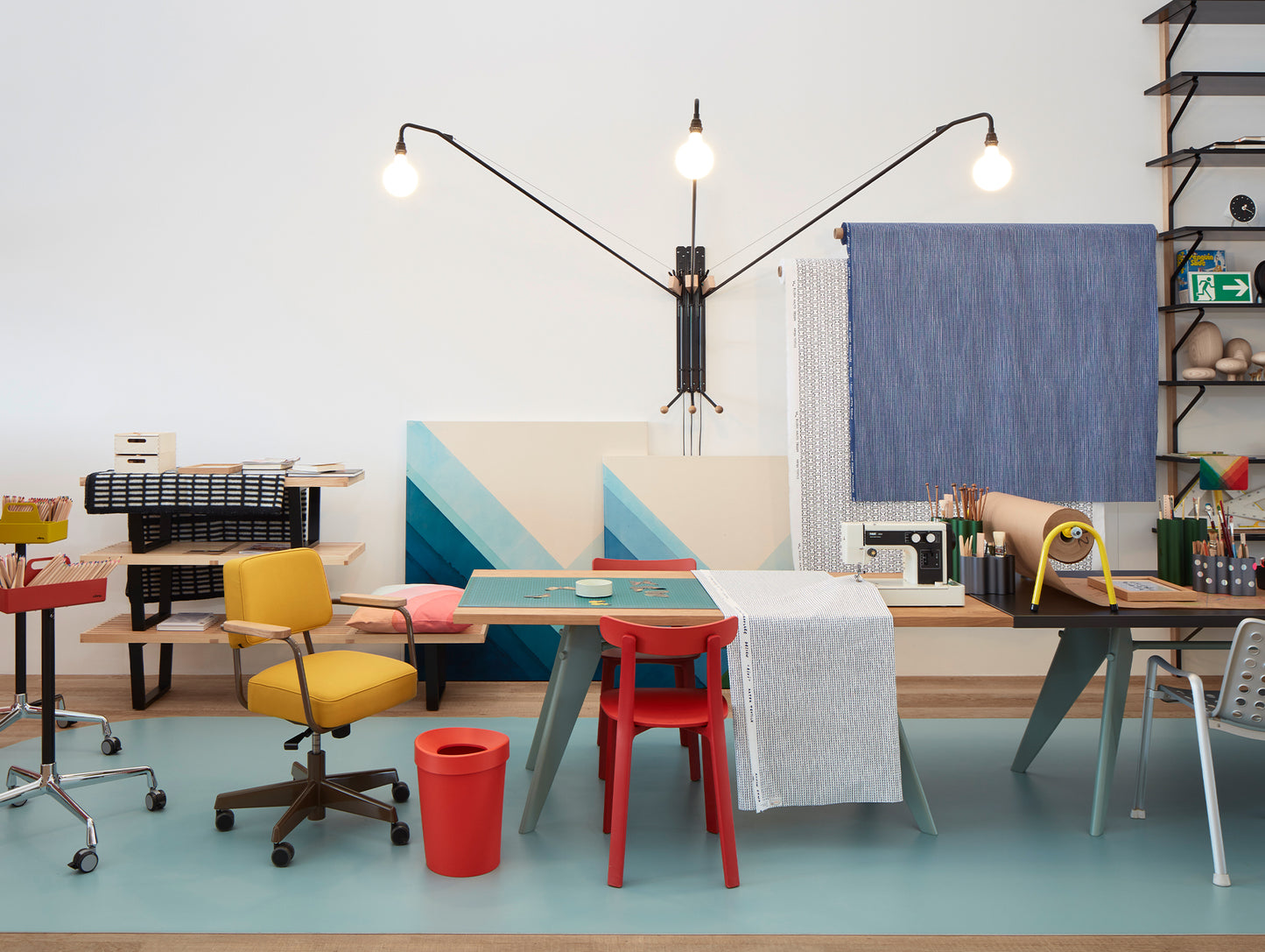 Jean Prouvé Potence Lamp - black