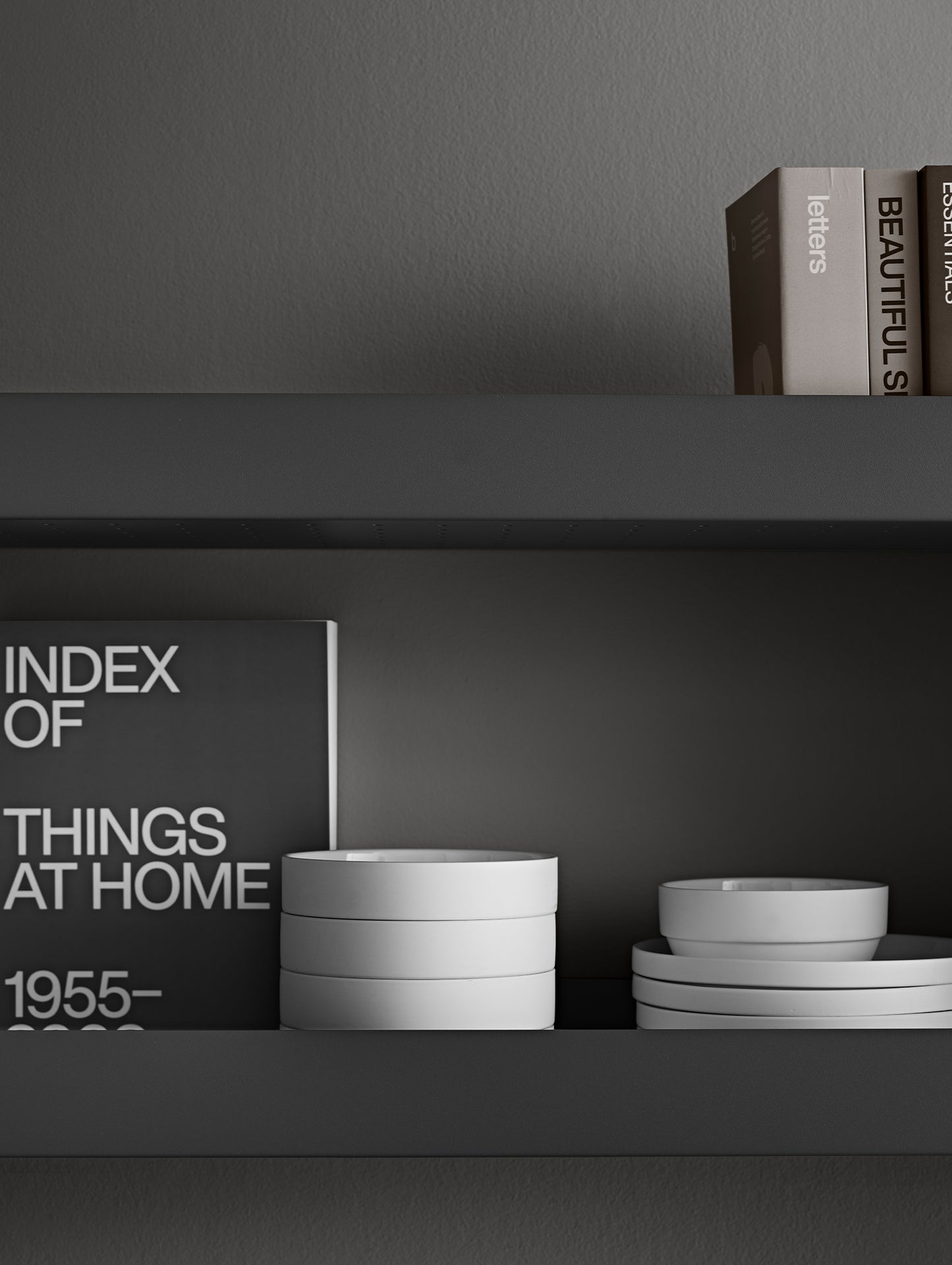 String Metal Shelves by String - Dark Grey