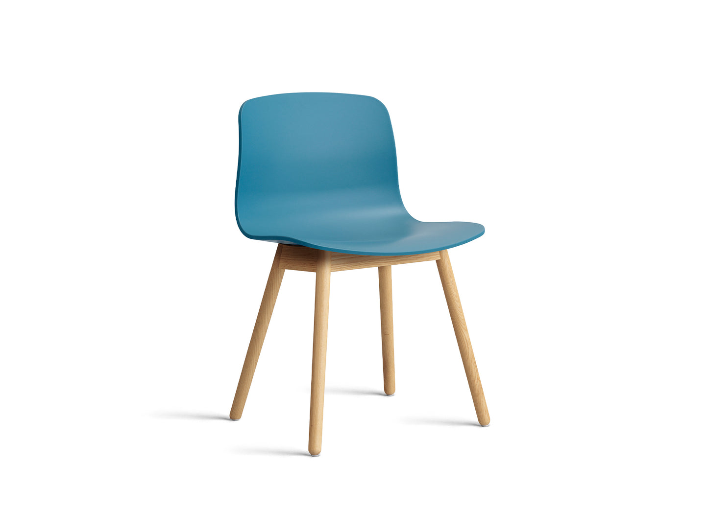 About A Chair AAC 12 - Azure Blue 2.0 Shell / Lacquered Oak Base