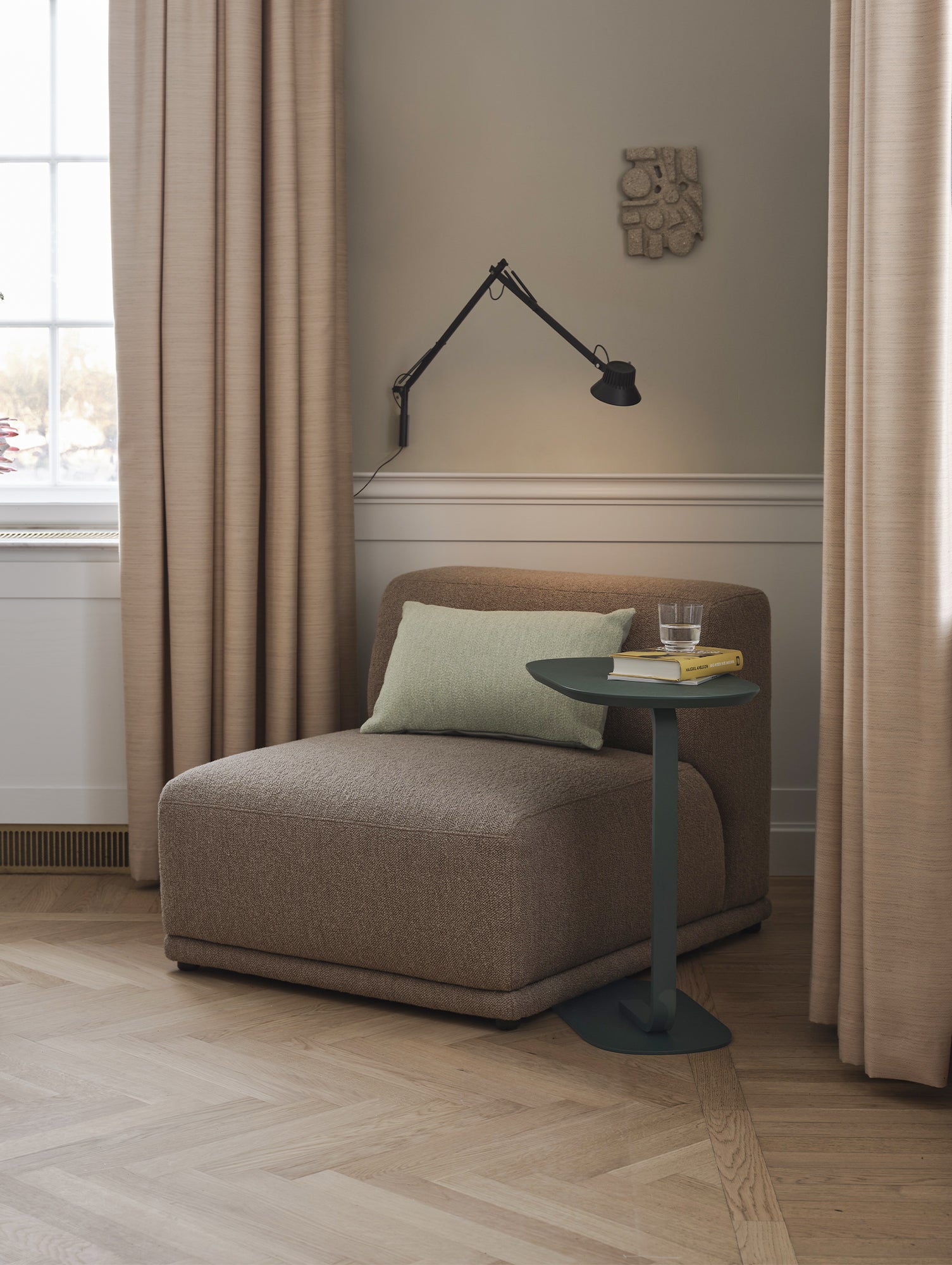 Dark Green Relate Side Table by Muuto