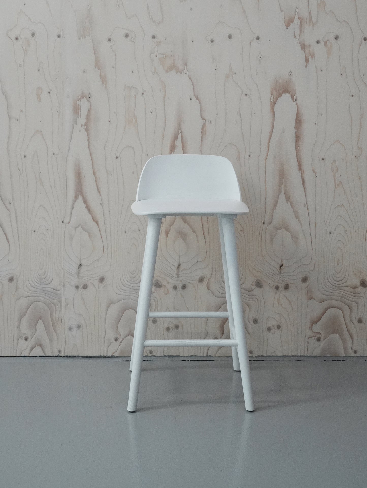 Muuto Nerd Barstool / 65cm Seat Height / White Painted Oak