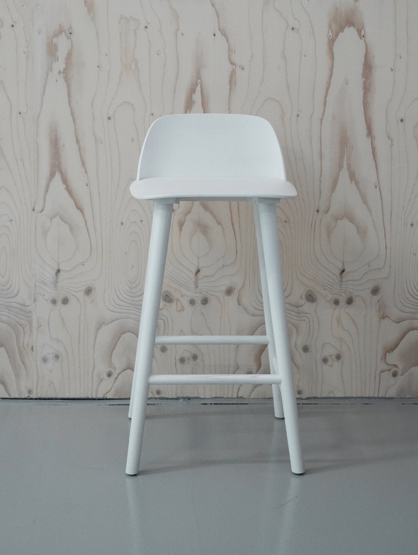 Muuto Nerd Barstool / 65cm Seat Height / White Painted Oak