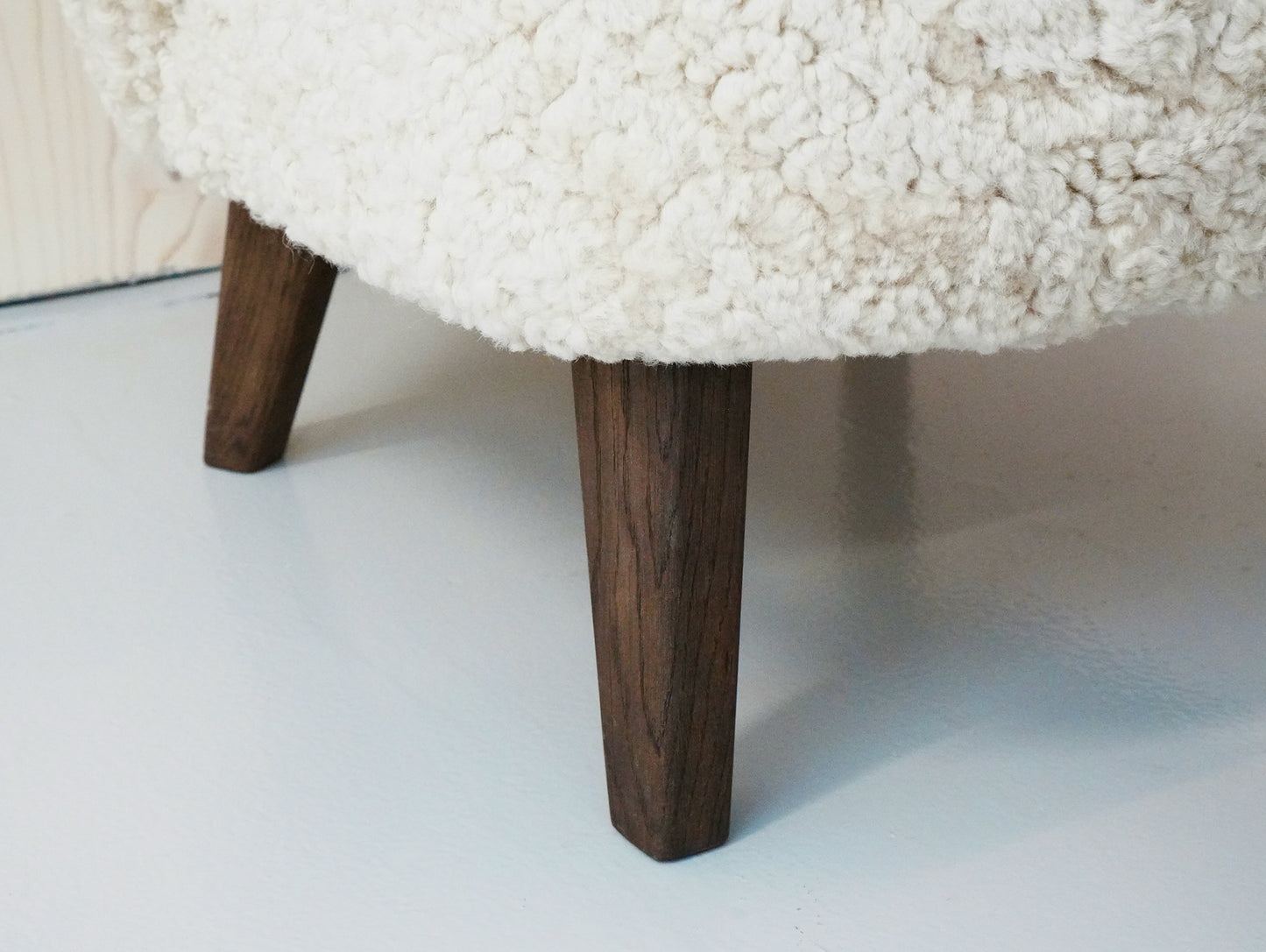 Ingeborg Lounge Chair by Audo Copenhagen - Dark Stained Oak / Sheepskin Moonlight Ingeborg