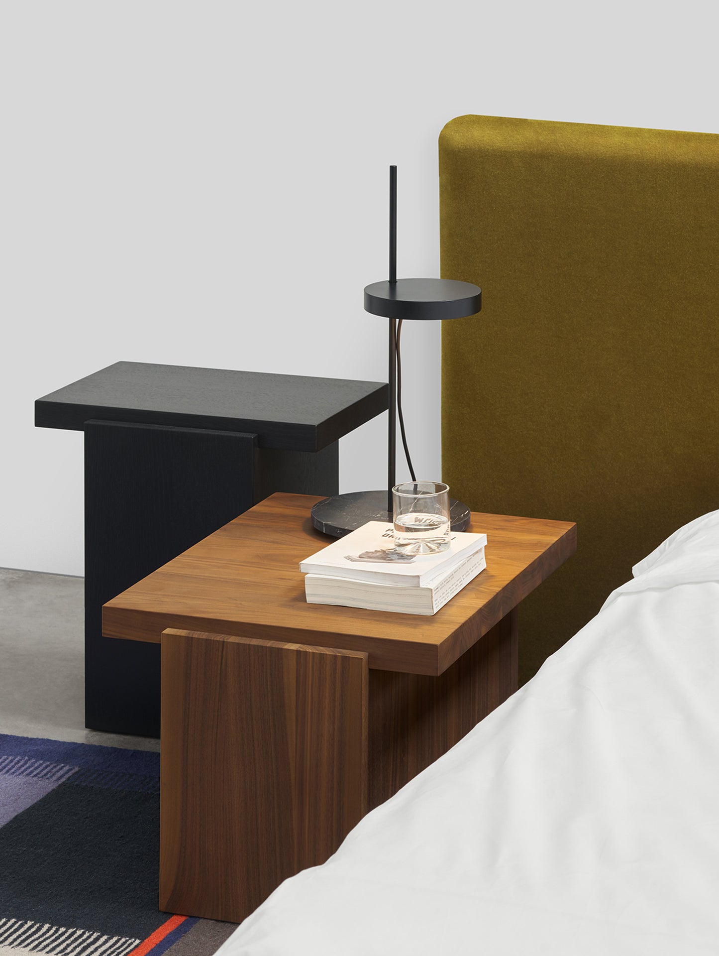 LT06 Palo Table Light by e15