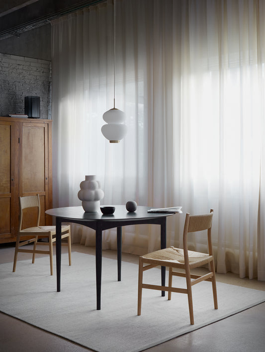 Fabula Erica Rug in Light Grey / Off-White