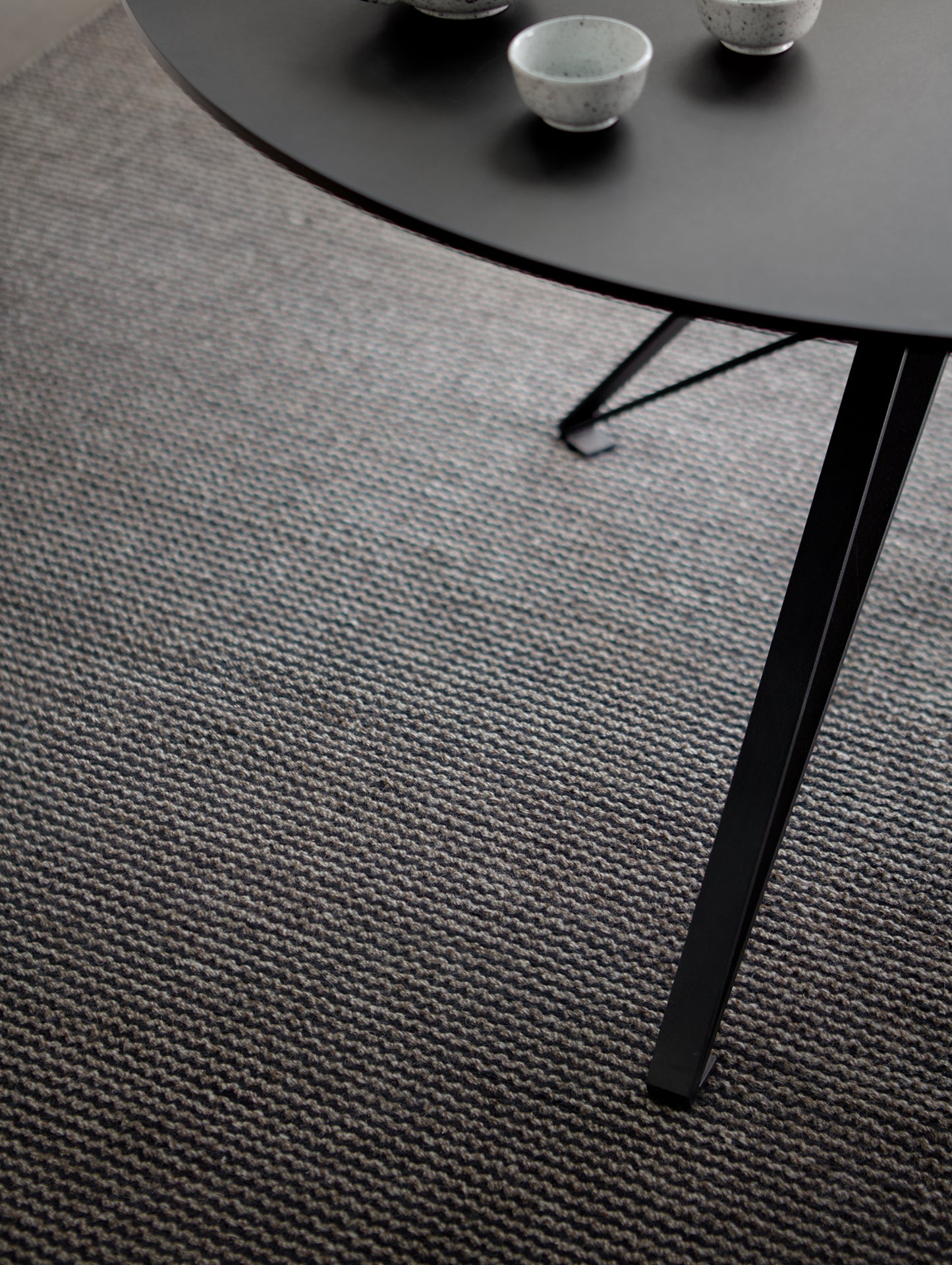 Fabula Fenris Rug - Black / Nature
