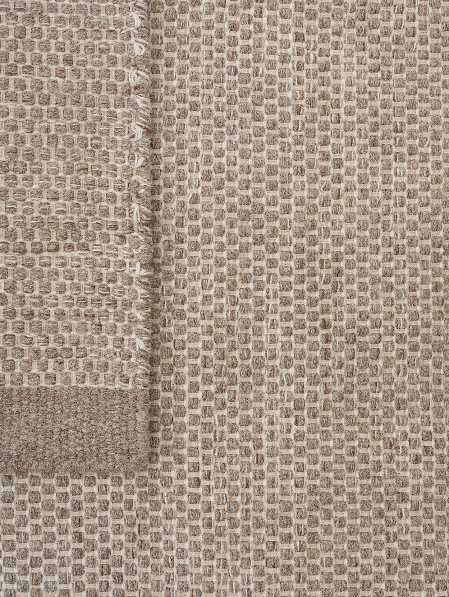 Asko Rug by Linie Design - Light Grey