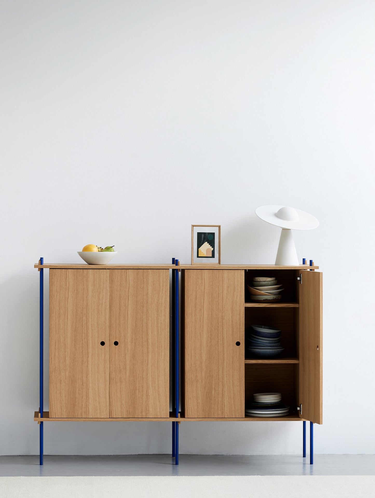 Moebe Shelving System - Tall Cabinet - Oiled Oak
