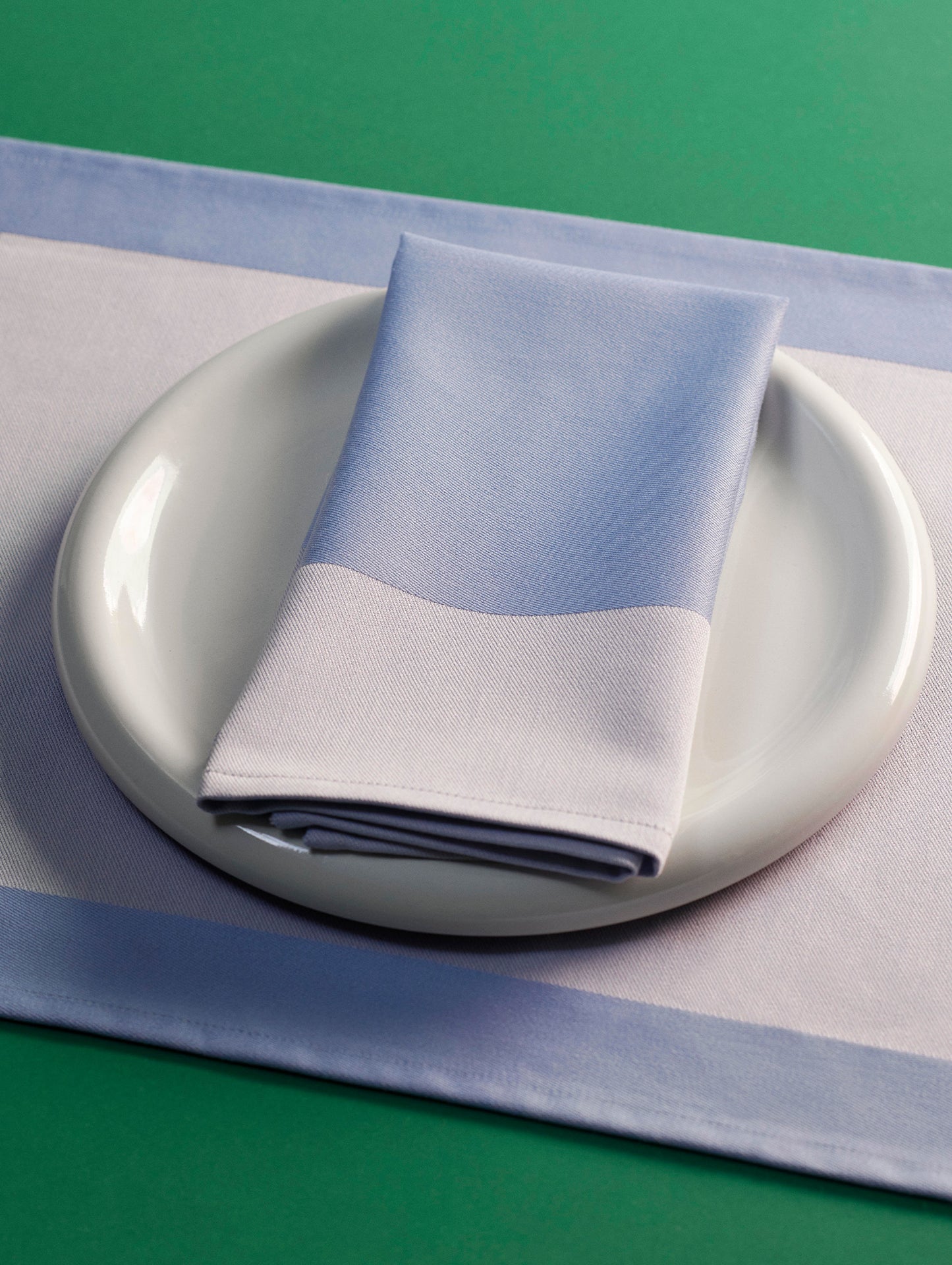 Barro Plate - Set of 2 by HAY - D18 / Off White
