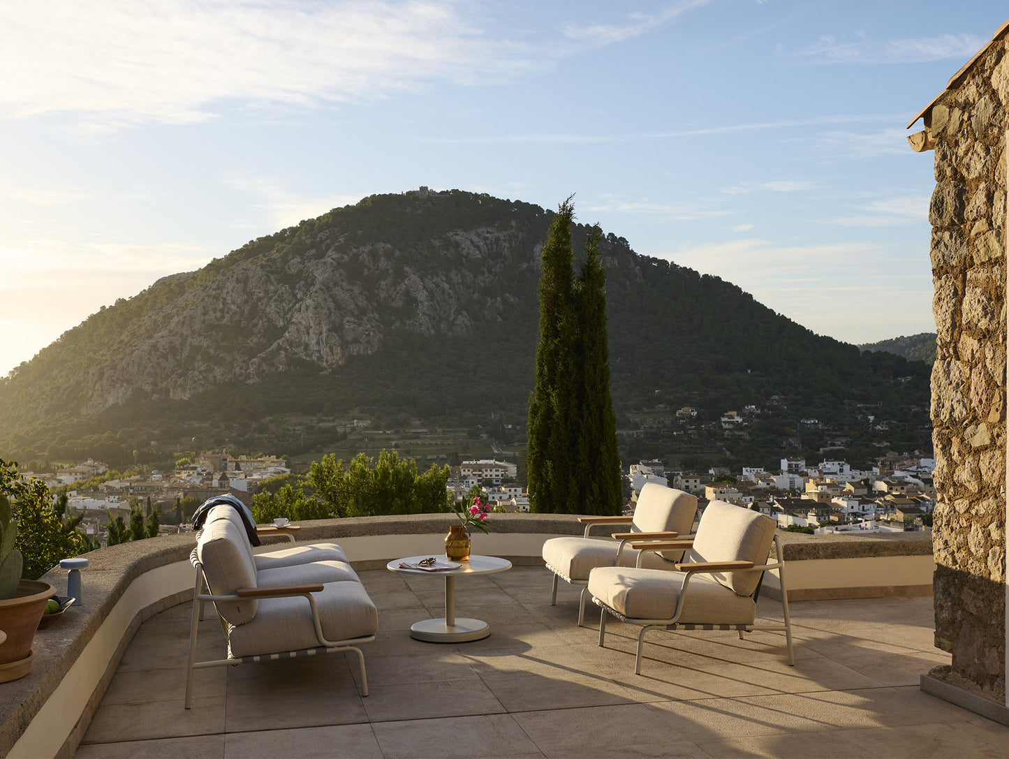 Settle Lounge Chair by Muuto