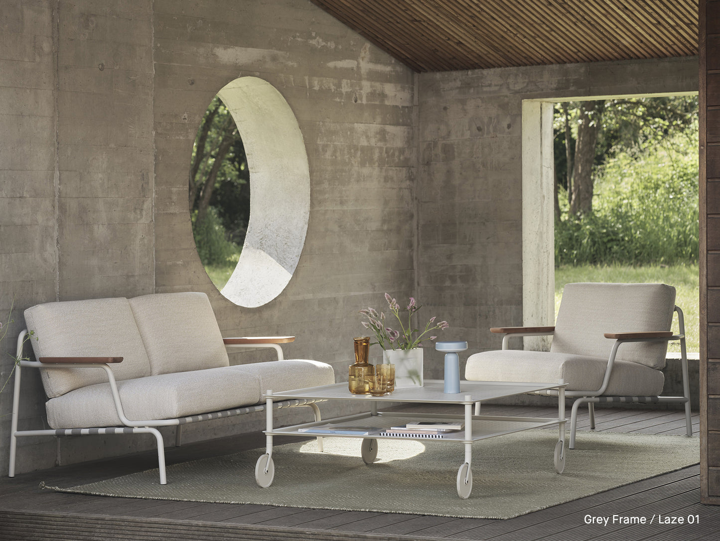 Settle 2-Seater Sofa by Muuto - Grey Frame / Laze 01