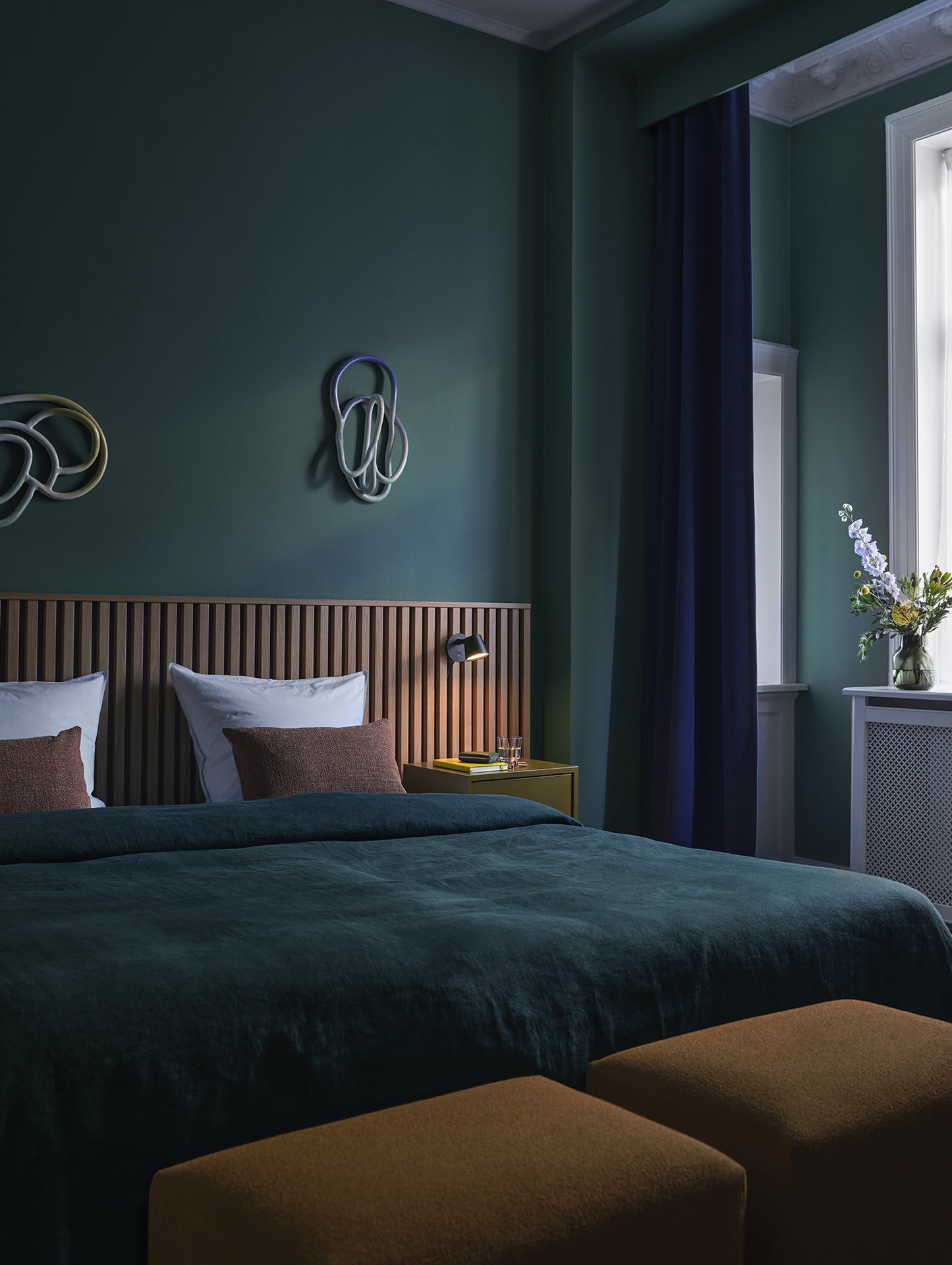 Black Tip Wall Lamp by Muuto