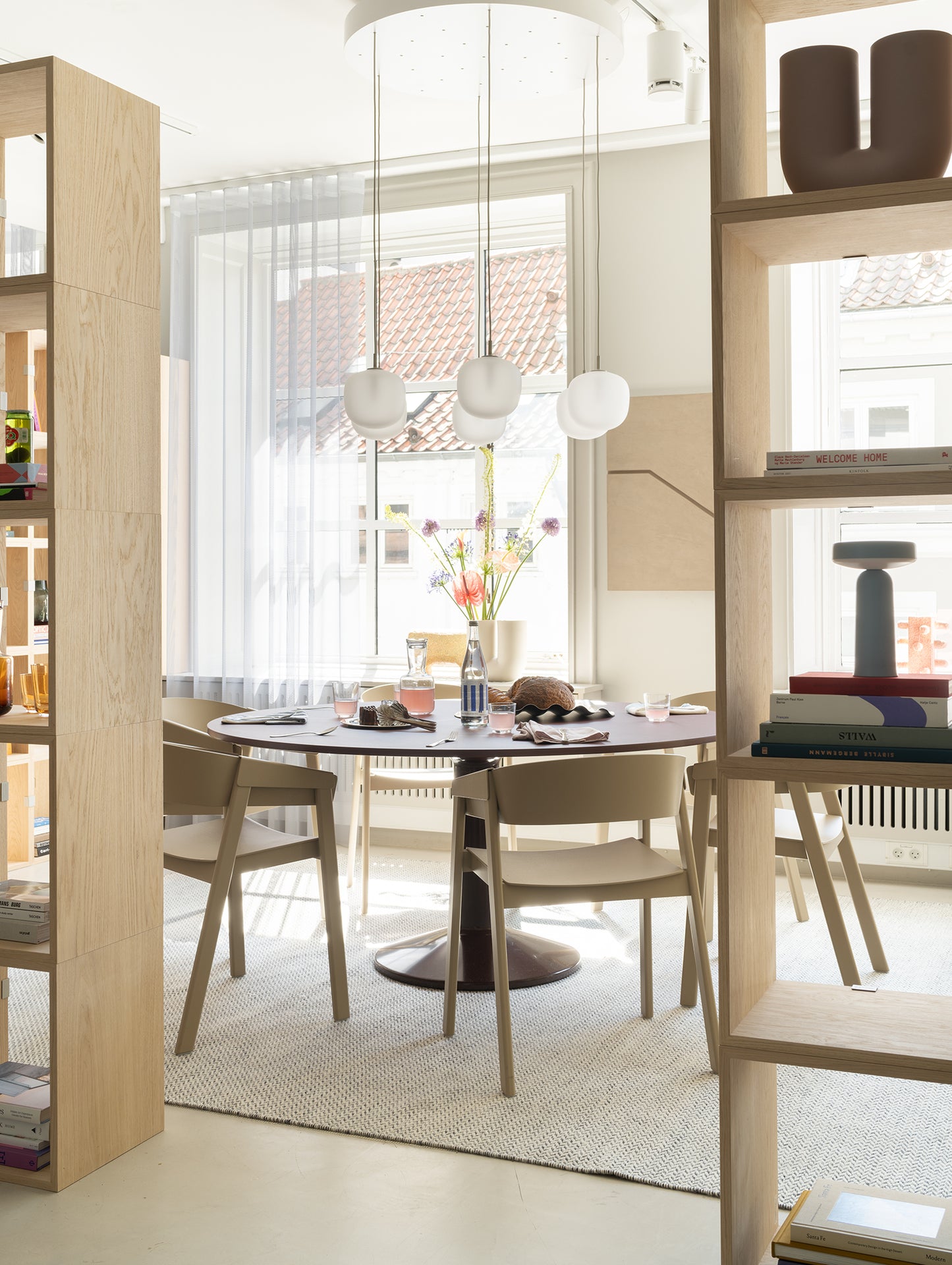 Midst Table by Muuto