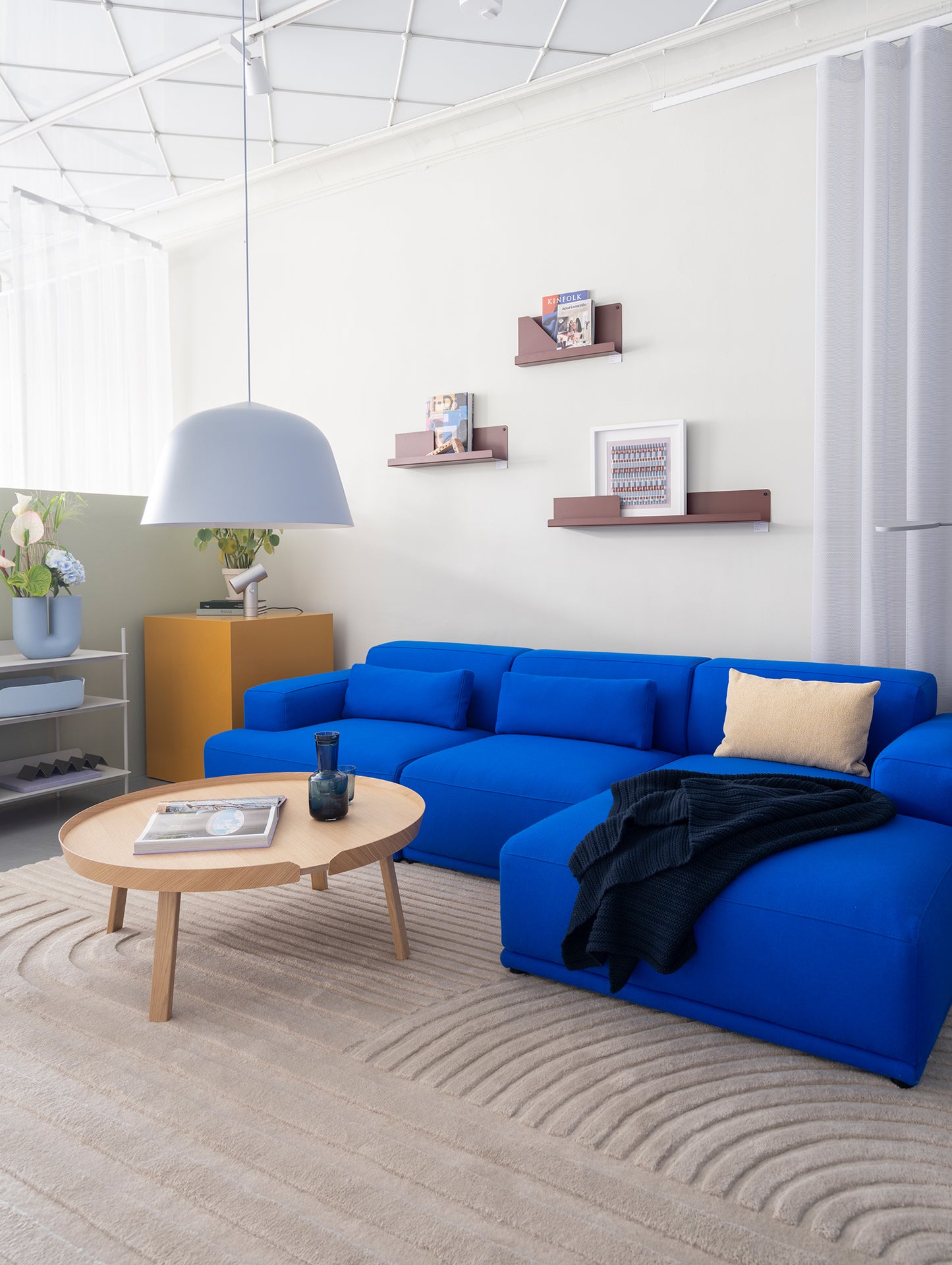 Around Table by Muuto