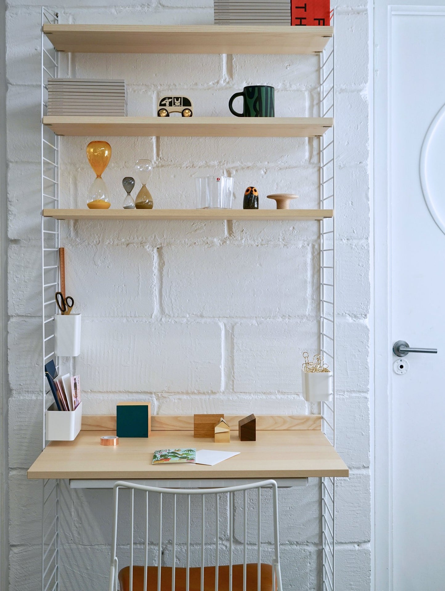 String System Work Desk