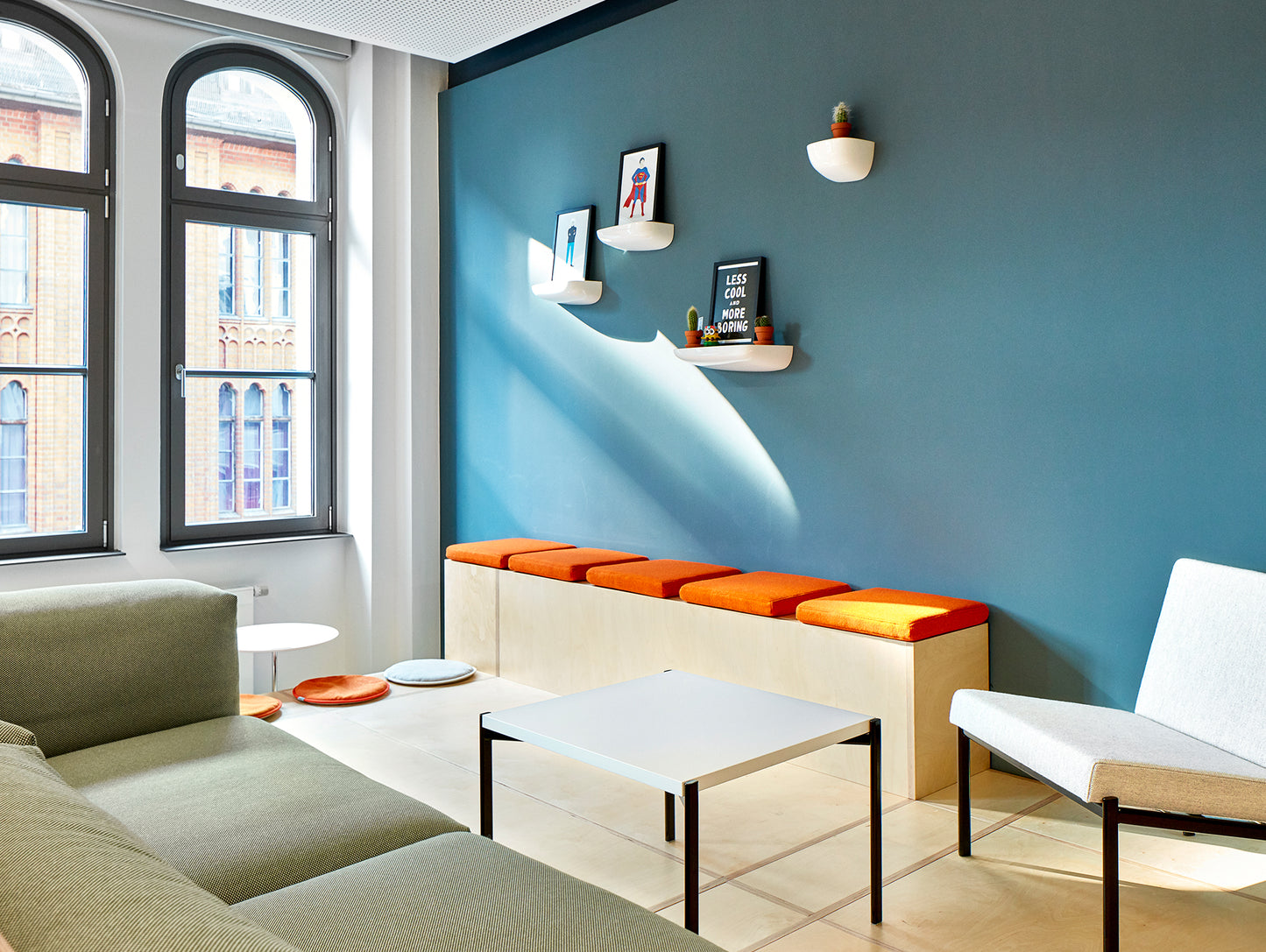 Bouroullec Brothers Corniches 선반