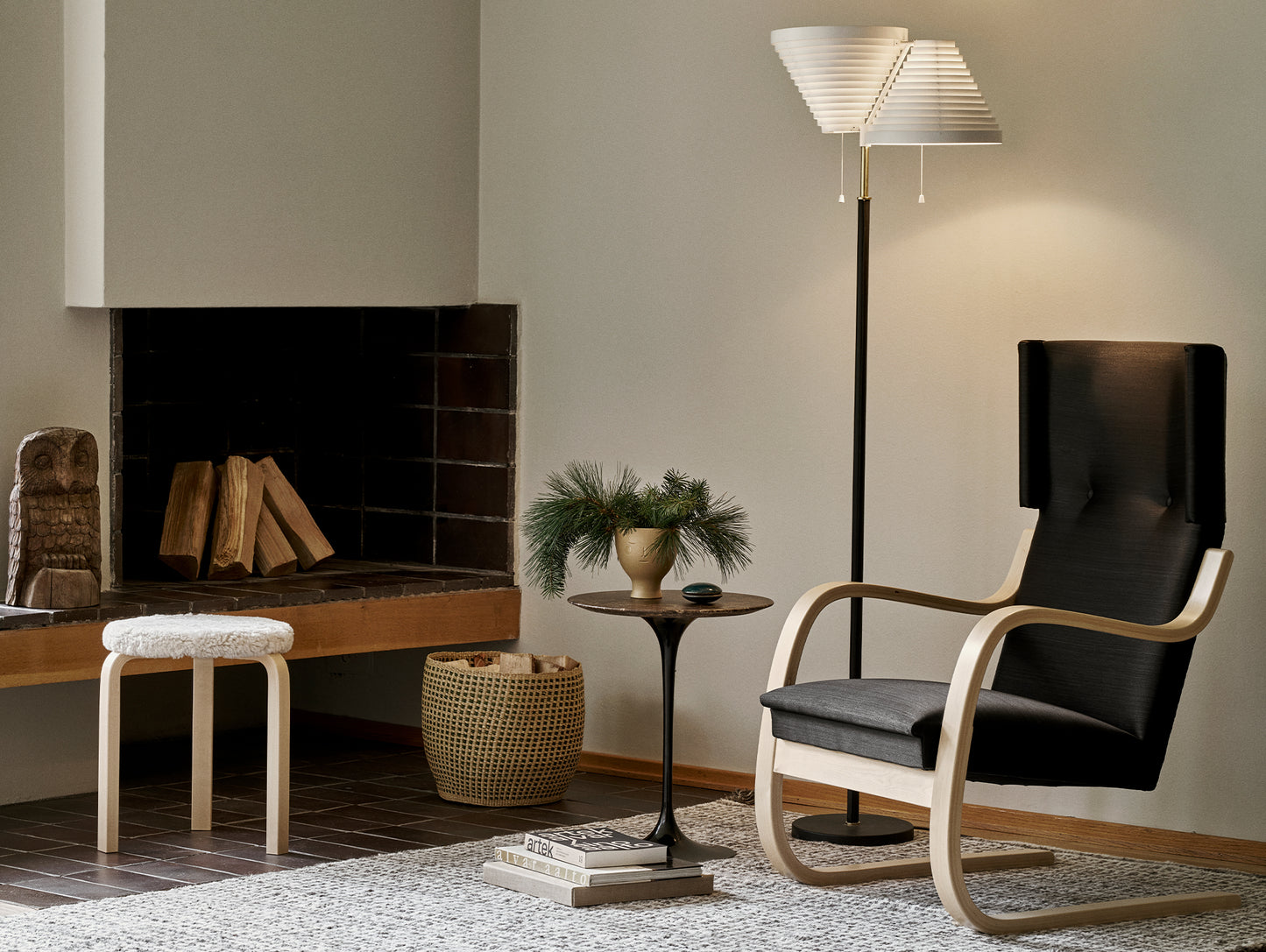 A810 Floor Light by Artek - Brass Tube