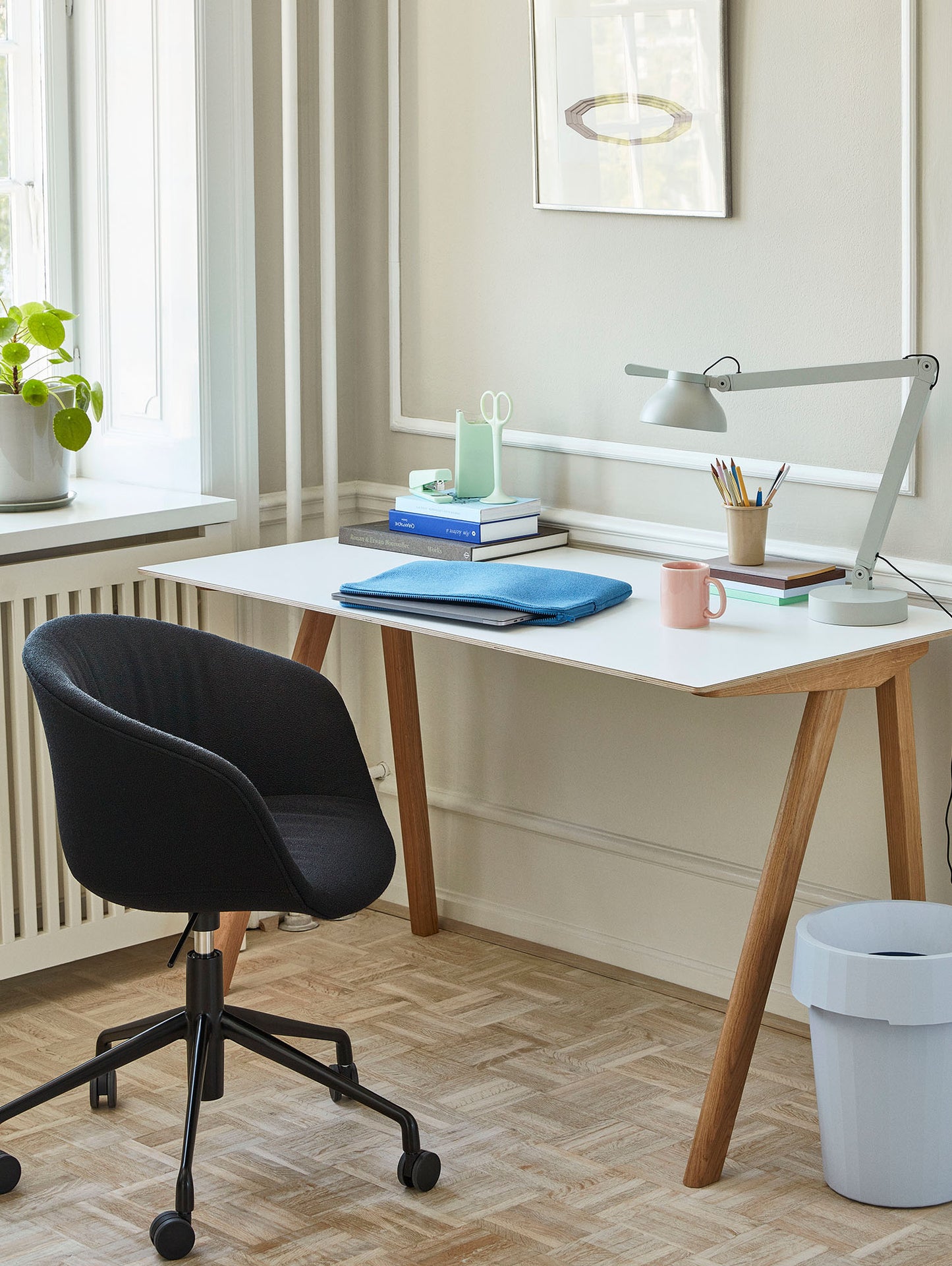 About A Chair AAC 53 Soft by HAY - Vidar 182
