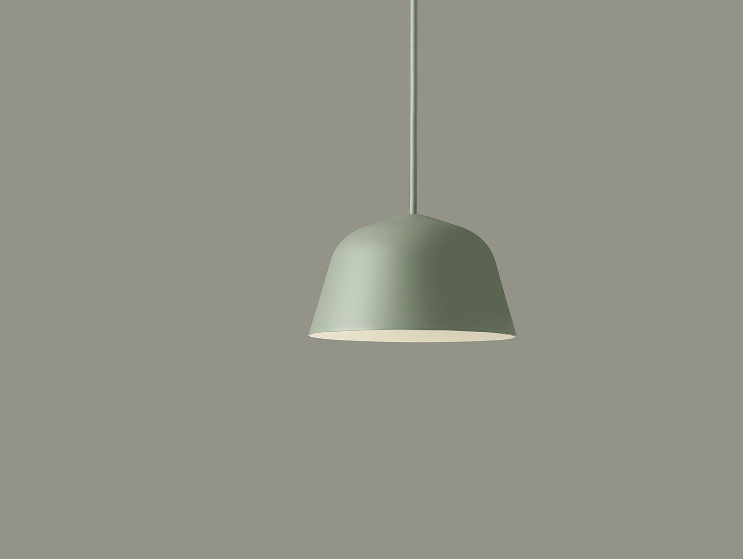 16.5 cm Dusty Green Ambit Pendant by Muuto