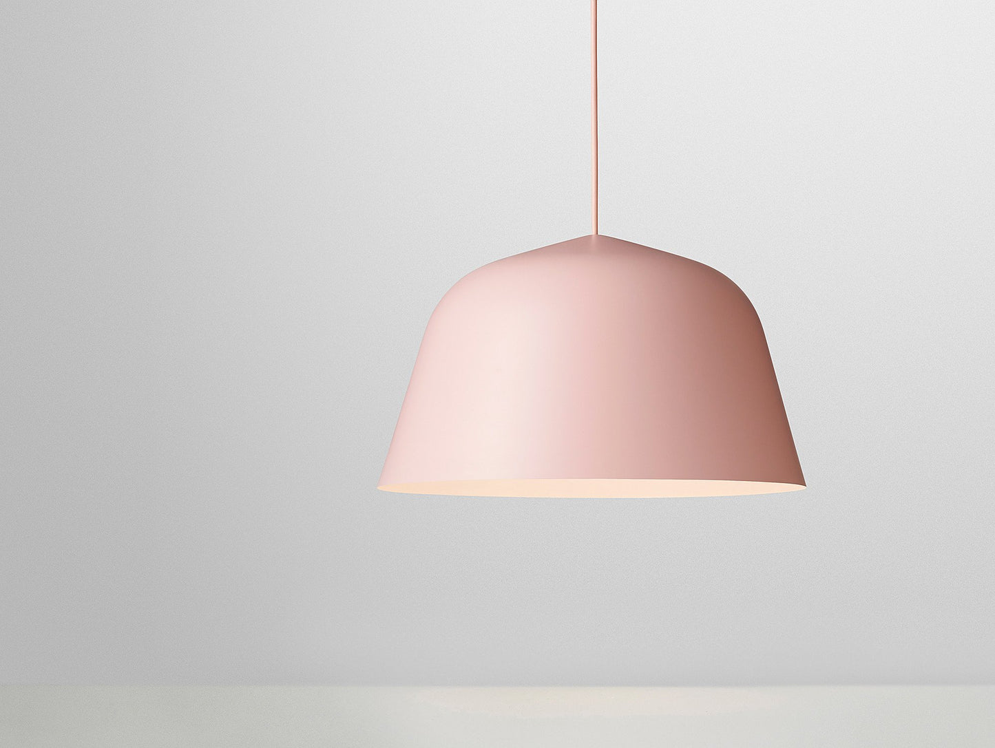 40 cm Rose Ambit Pendant by Muuto