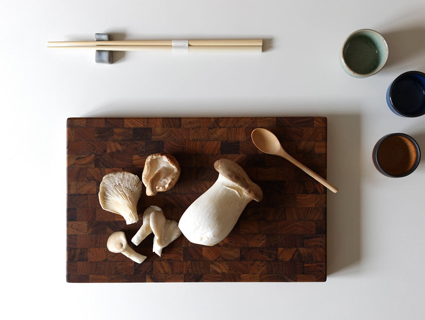 Skagerak Cutting Board 33 x 21 cm