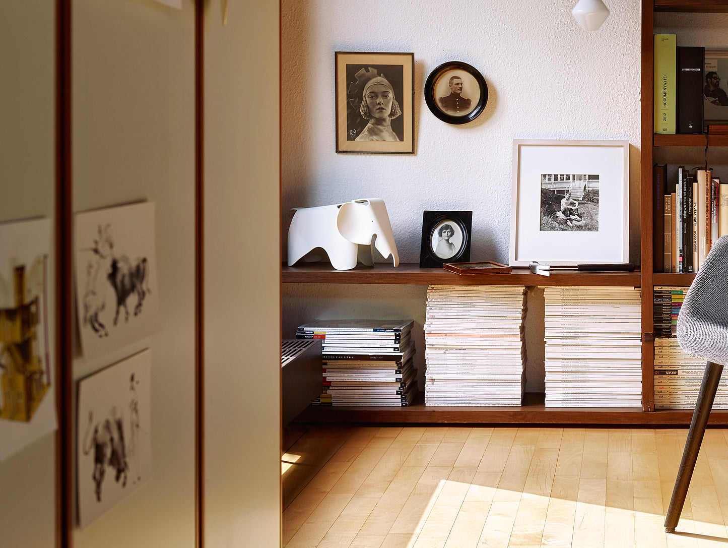 White Eames Elephant (Small) by Vitra
