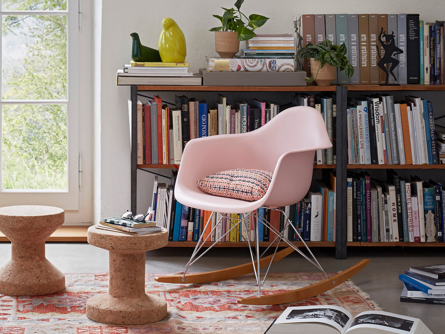 Eames RAR Plastic Armchair RE