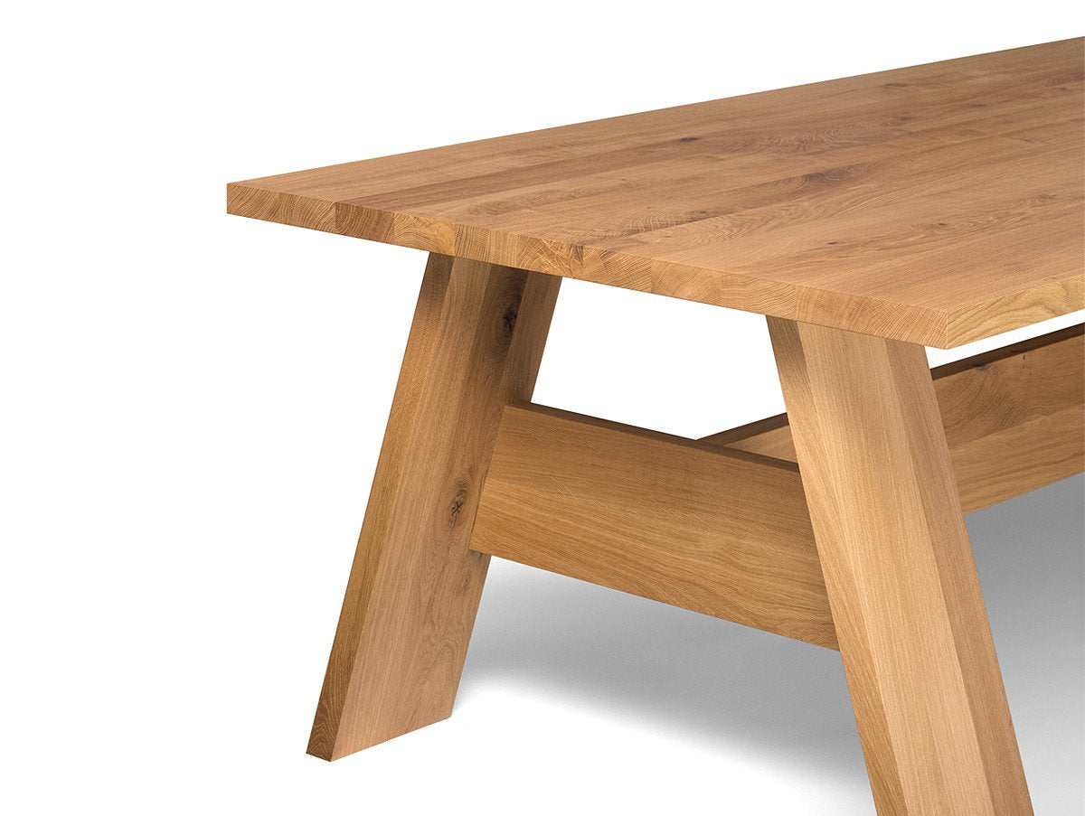 Fayland Table