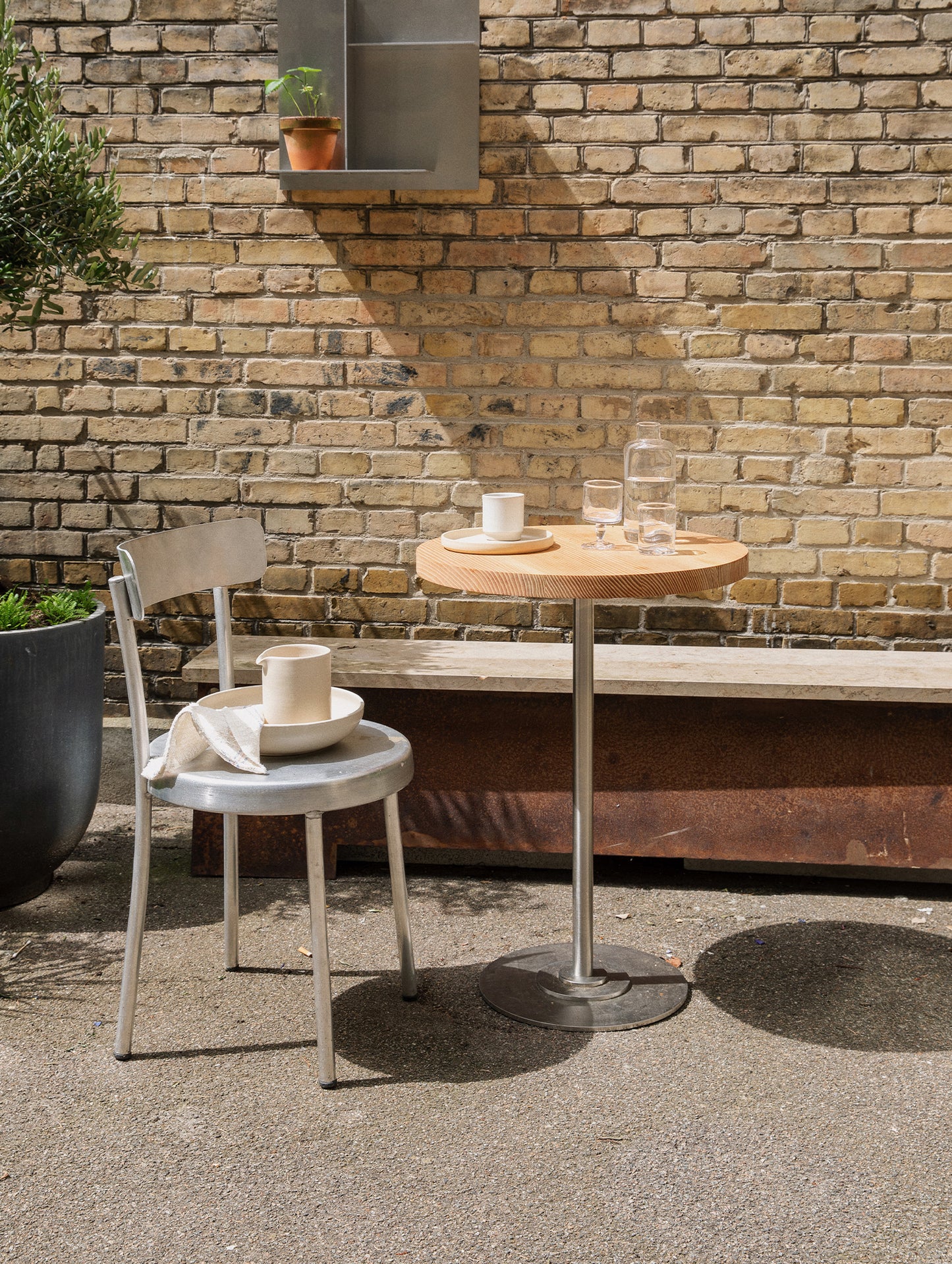Tasca Chair by Frama