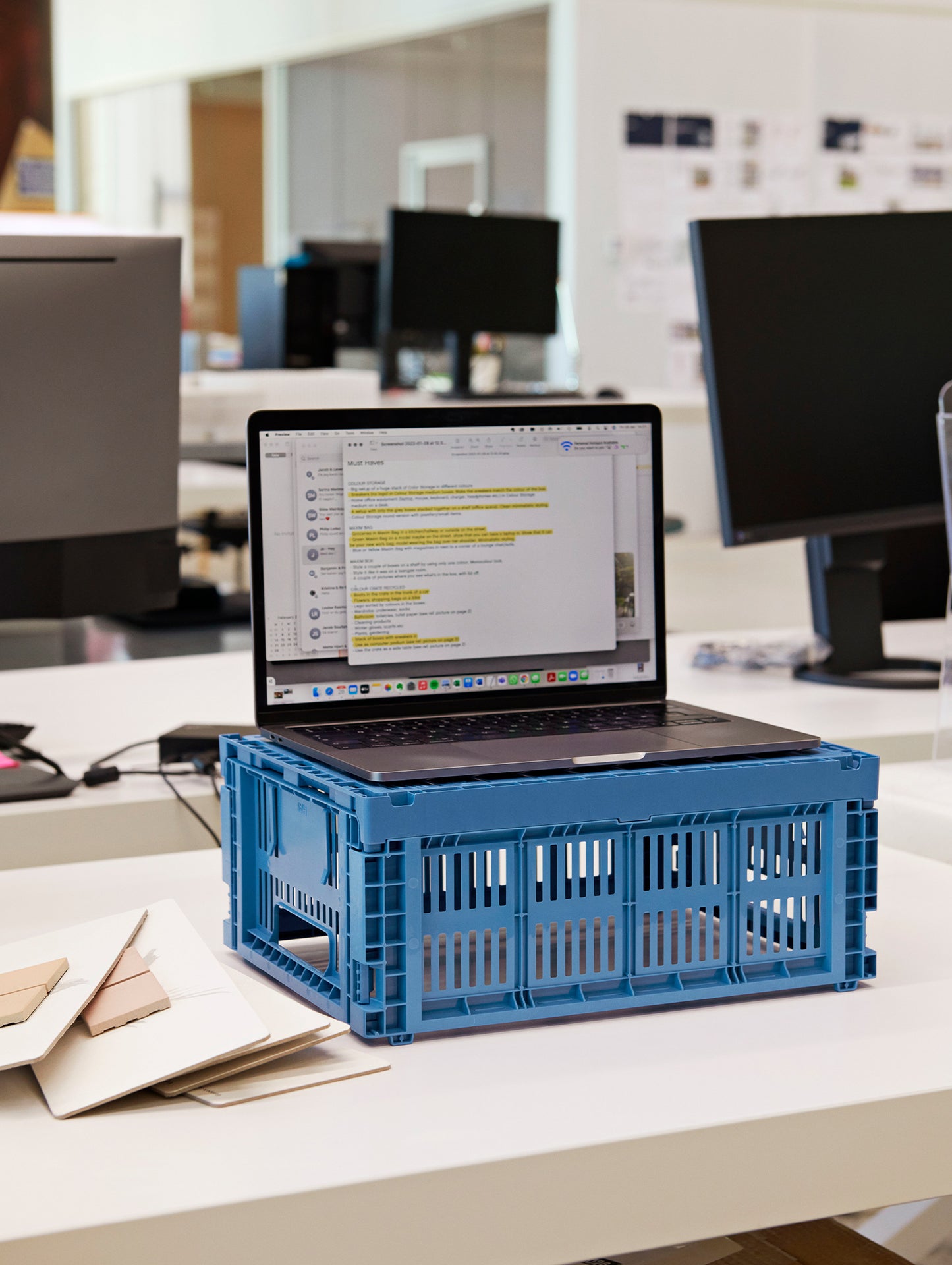 Colour Crate by HAY - Medium / Electric Blue