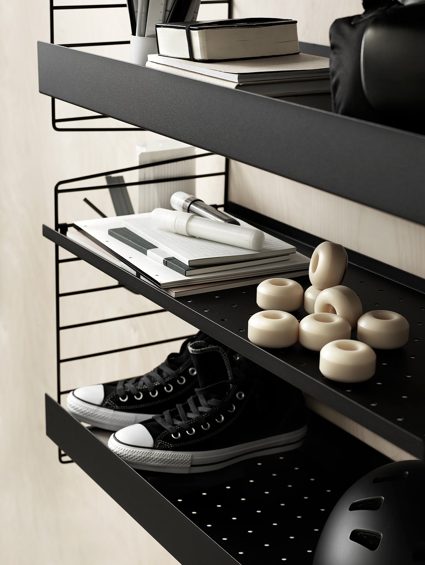 String Metal Shelves