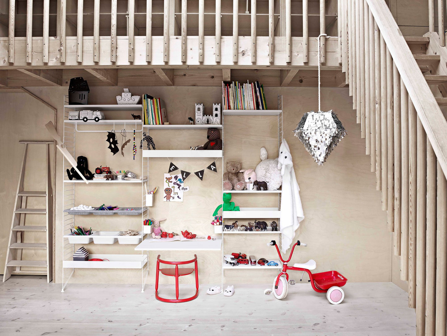 String Metal Shelves