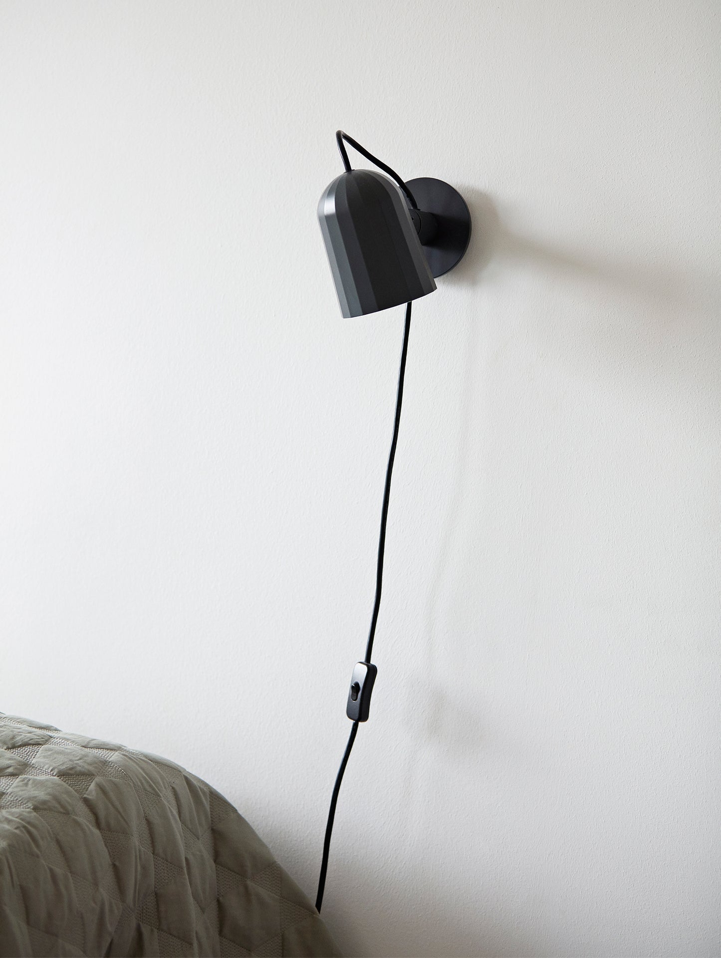 Noc Wall Light - Cord switch, Dark Grey