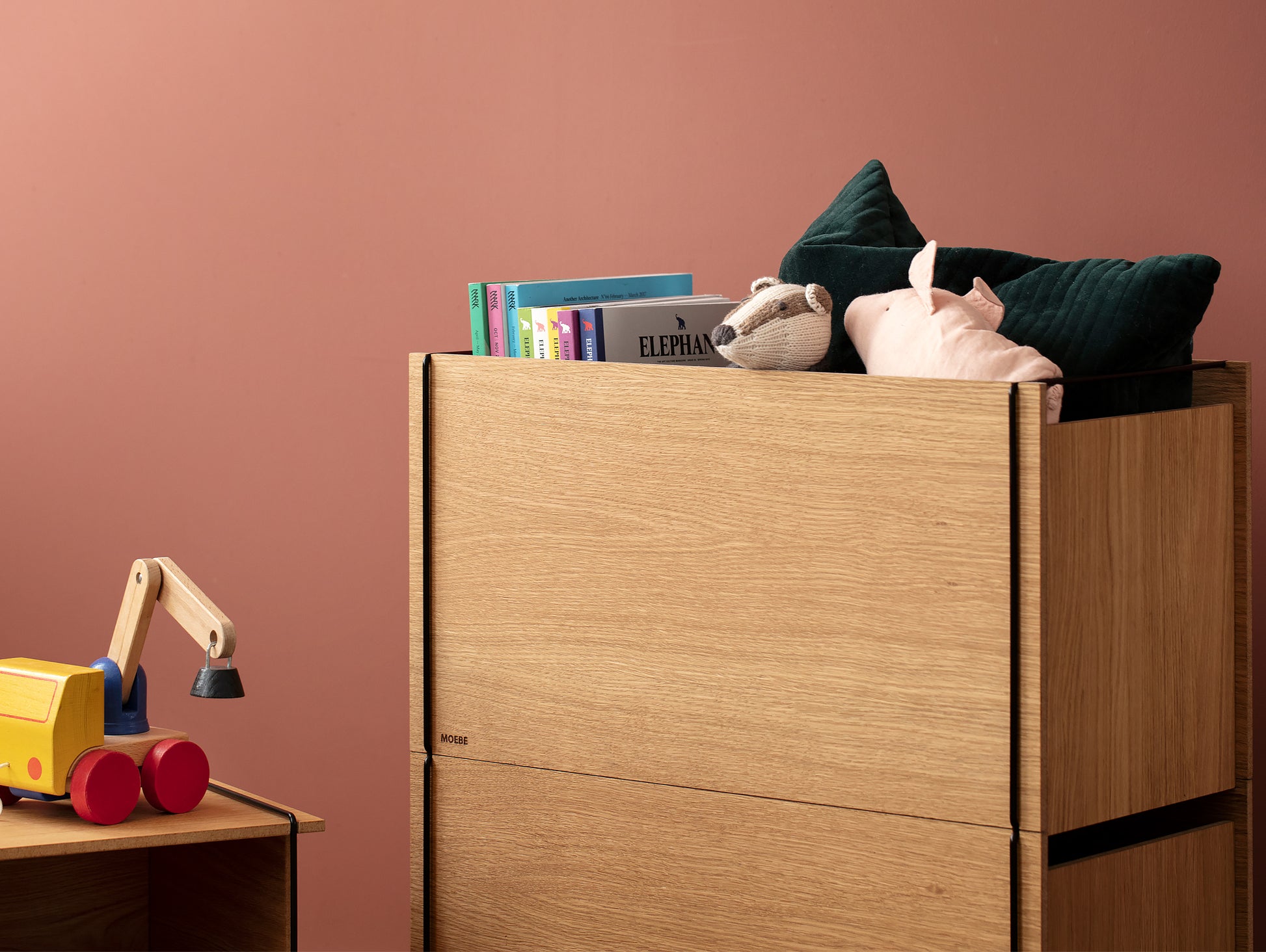 Oak/Black Storage Box by Moebe