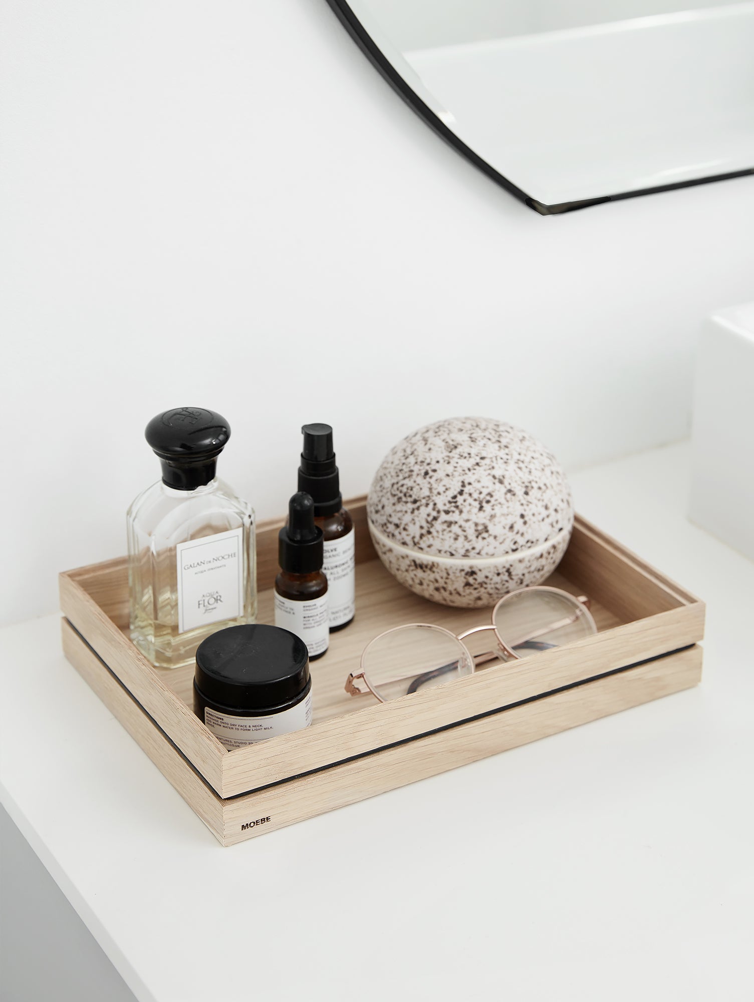 Organise in Oak by Moebe