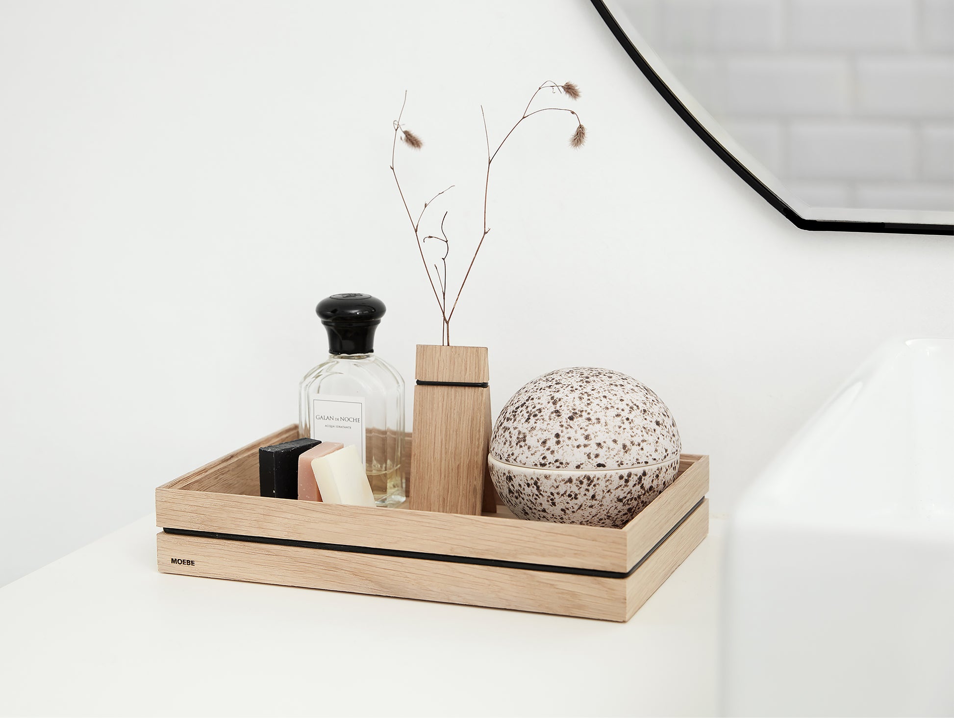 Organise in Oak by Moebe
