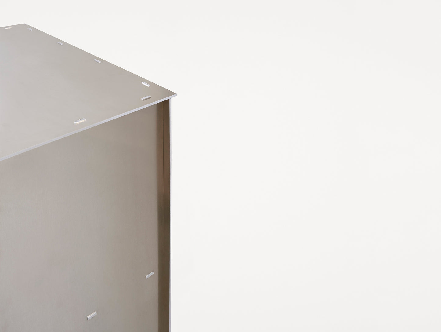 Rivet Case by Frama