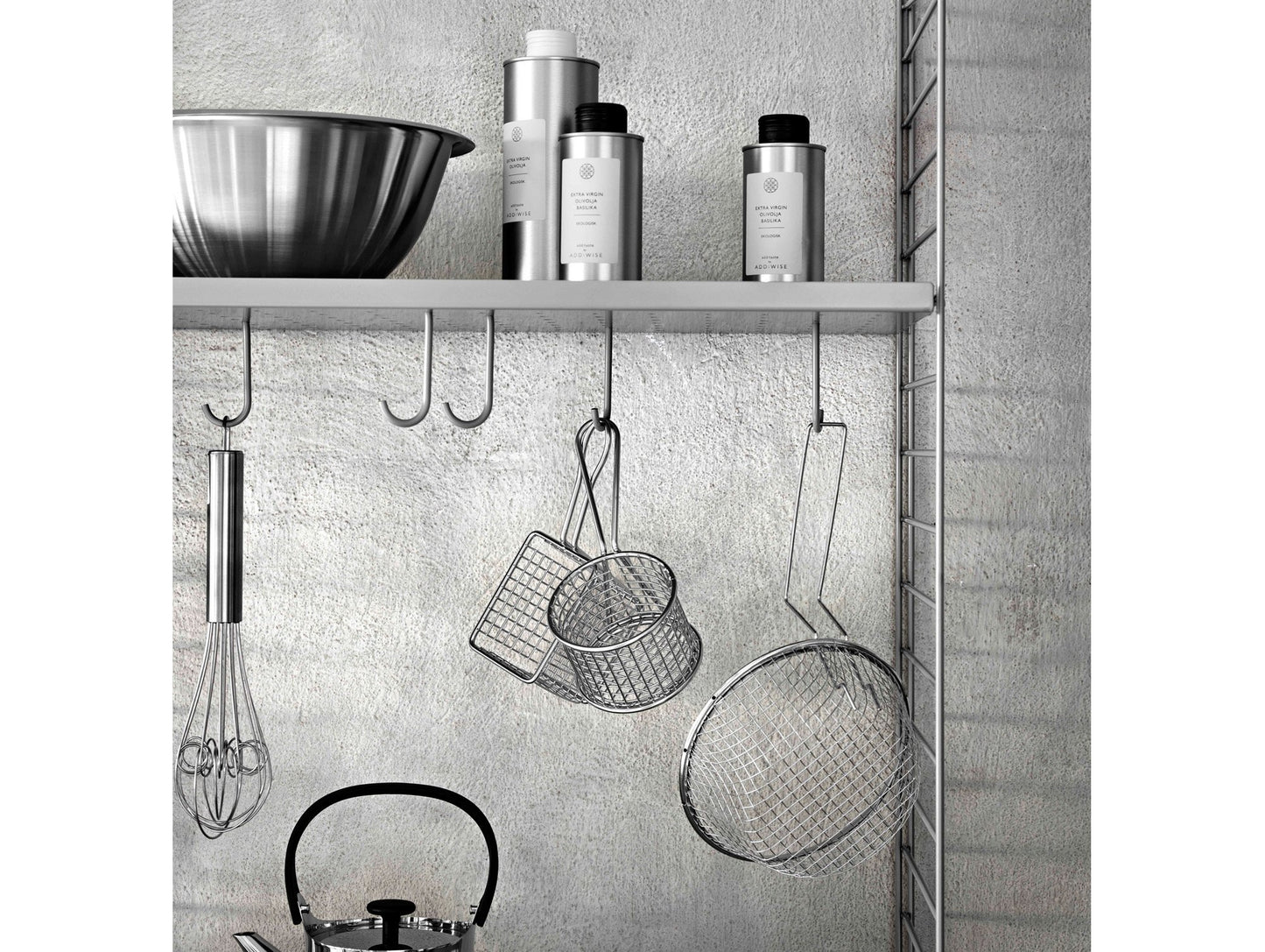 String Plus Hooks - Grey