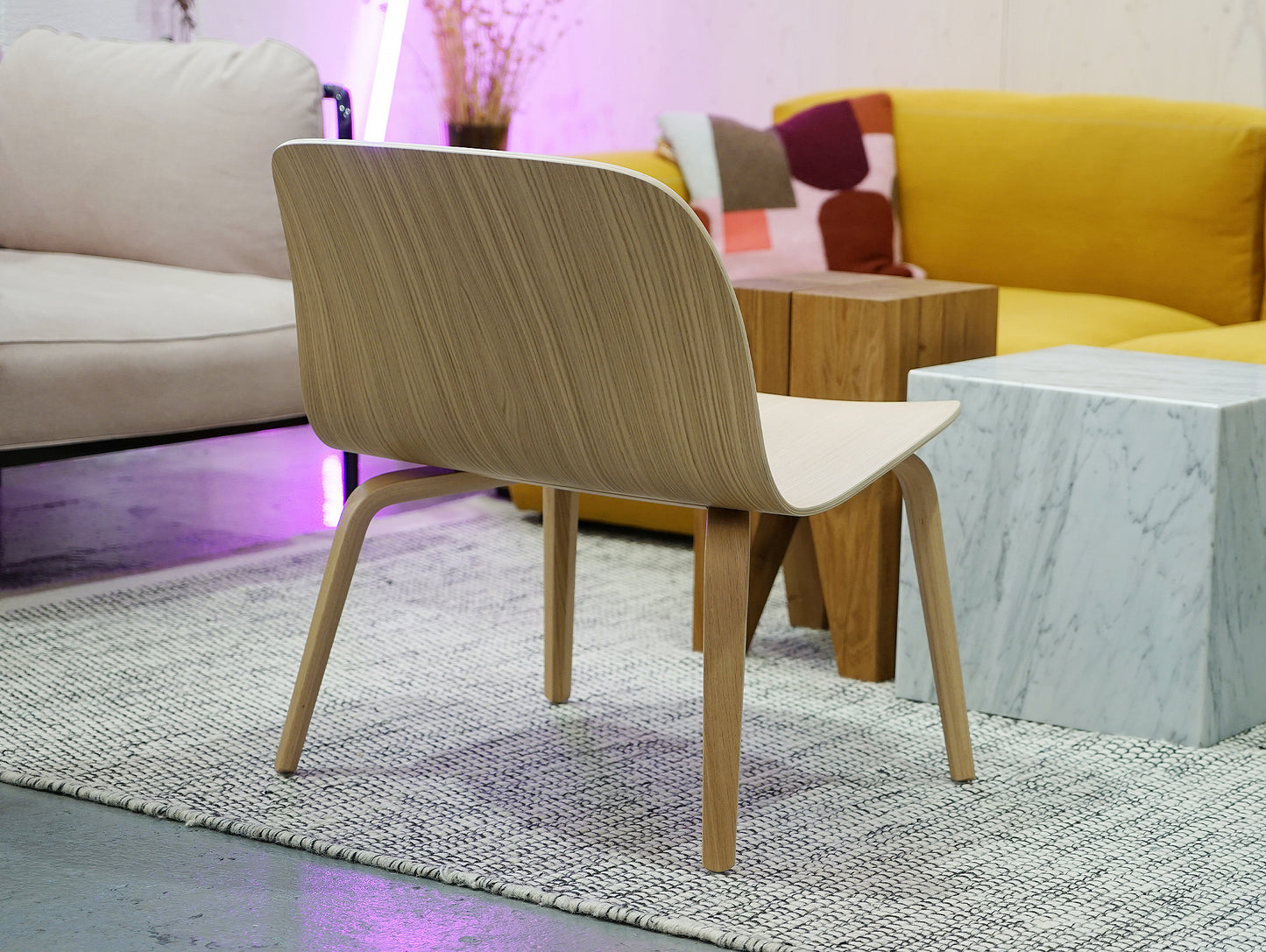 Visu Lounge Chair by Muuto - Natural Oak