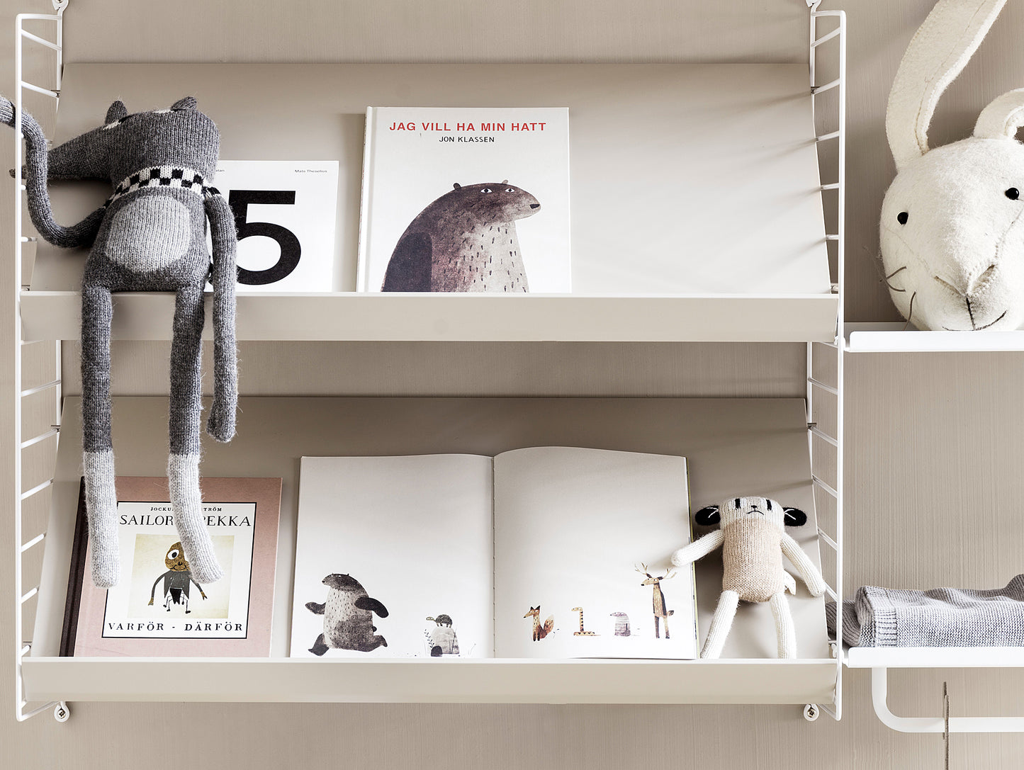 String System Magazine Shelf