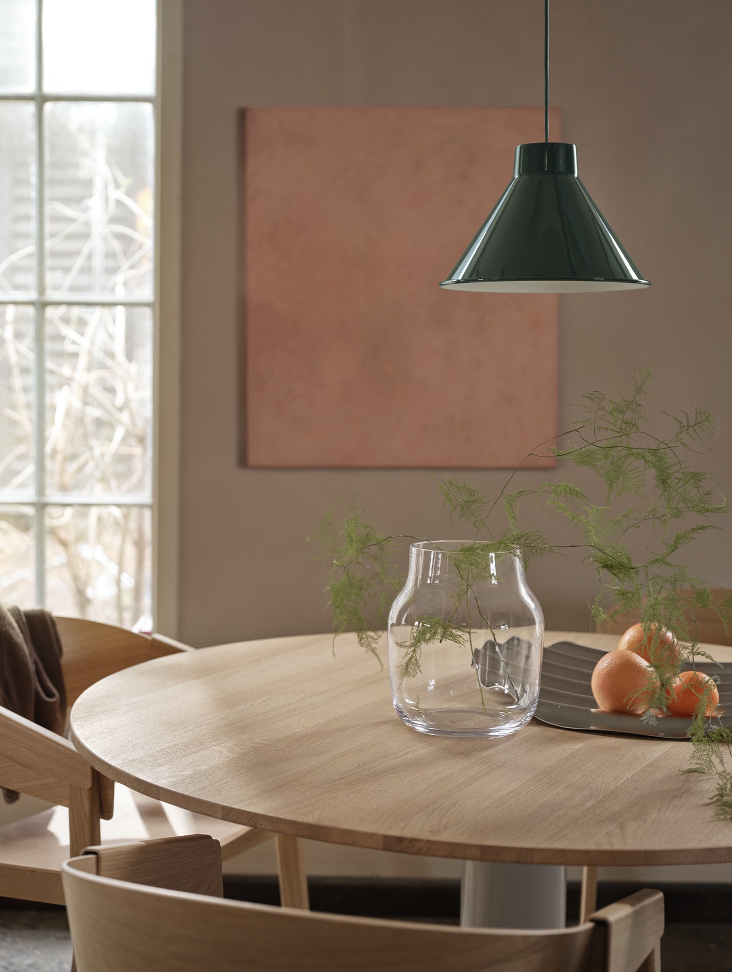 Midst Table by Muuto - Diameter: 120 cm / Oiled Solid Oak Tabletop with Grey Steel Base