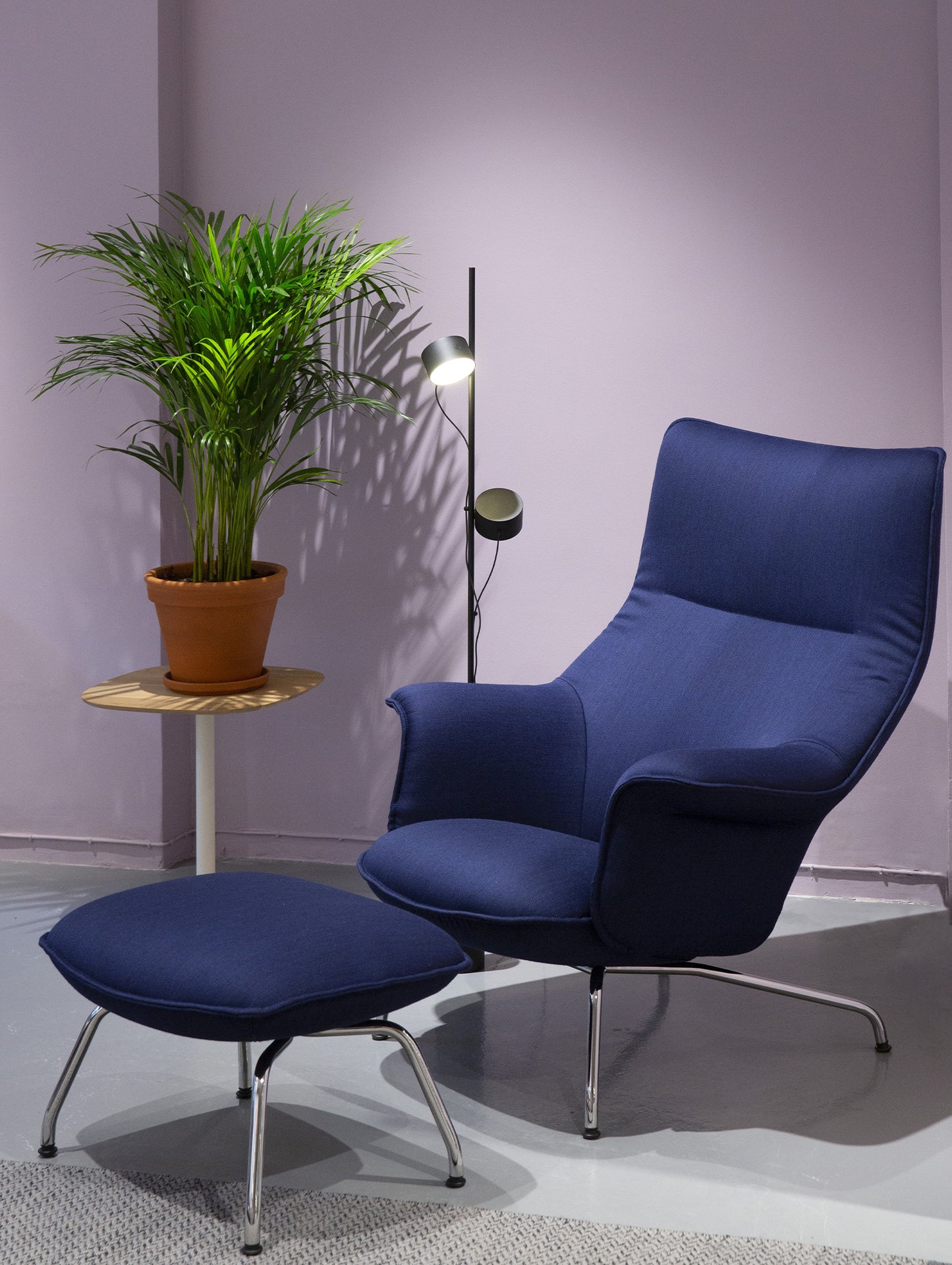 Doze Lounge Chair