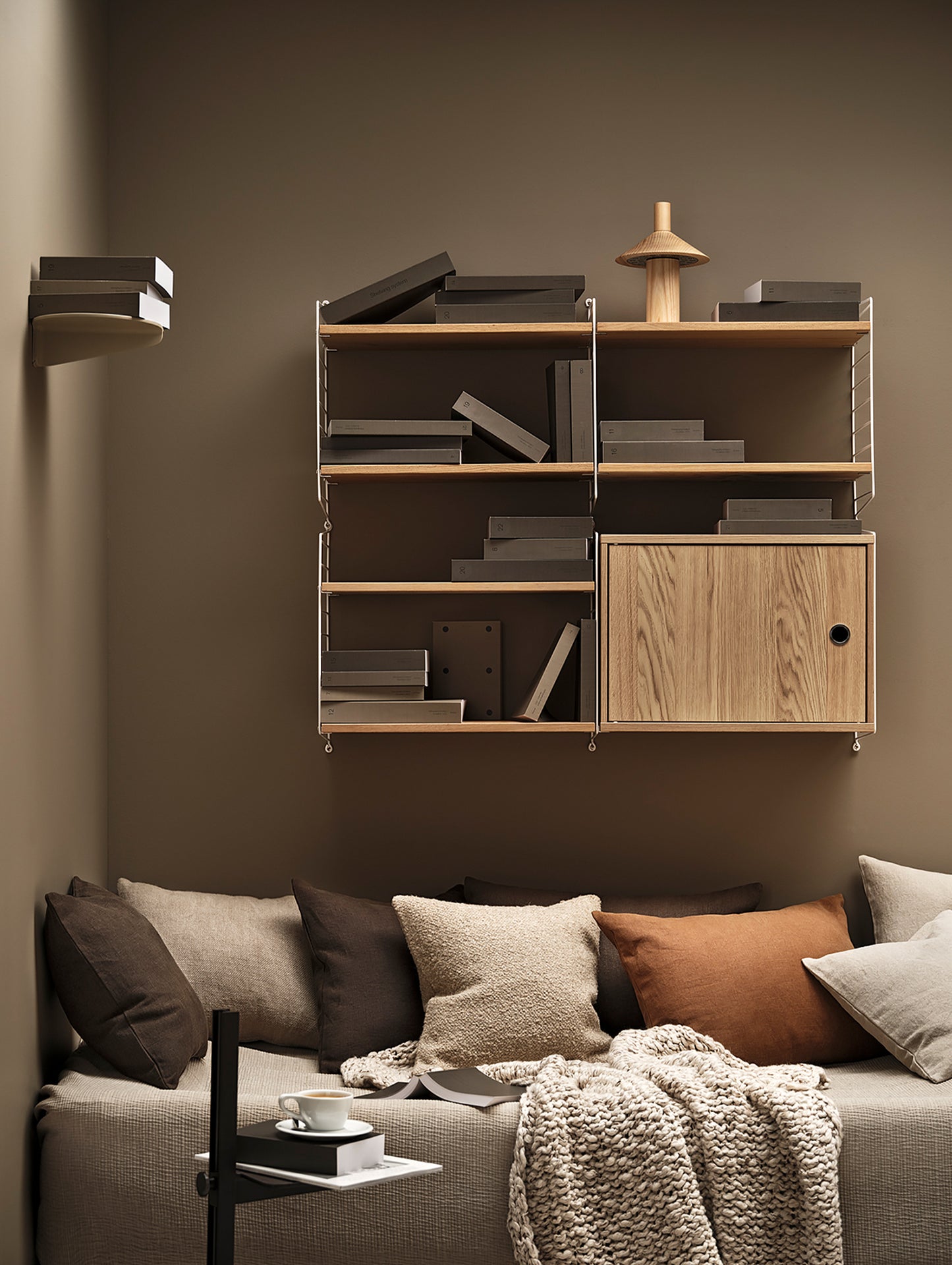 String System Shelves