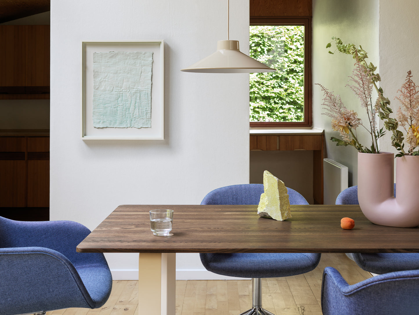 70/70 Table - Smoked Oak Table Top / 225x90 cm / Sand Base