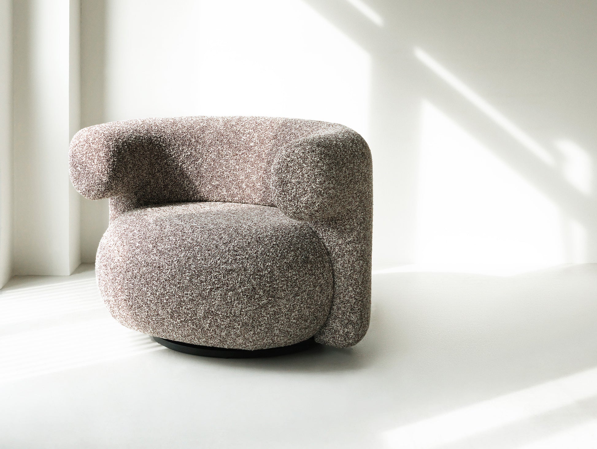 Burra Lounge Chair by Normann Copenhagen - Swivel Base with Return / Zero 011