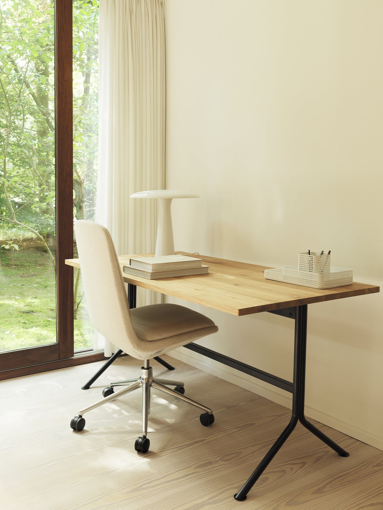 Kip Desk by Normann Copenhagen