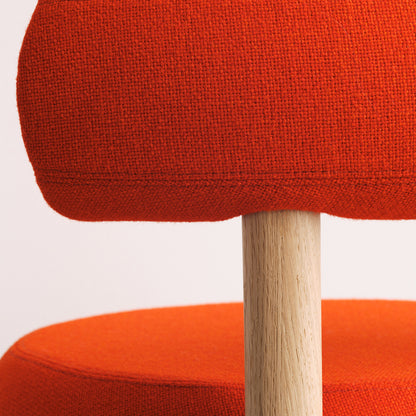 Fat Lounge Chair Wood by Tom Dixon - Lacquered Oak / Hallingdal 65 600